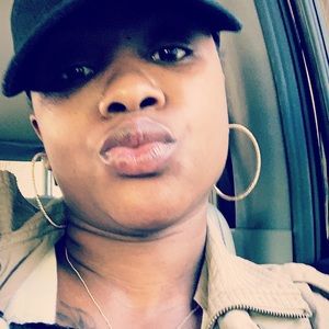 Meet your Posher, Sasha